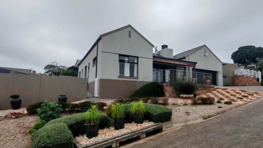 3 Bedroom Property for Sale in Reebok Western Cape